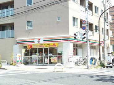 コンビニ　セブンーイレブン江東東陽5丁目店（コンビニ）まで567m