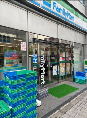 コンビニ　ファミリーマート 千住警察署前店（コンビニ）まで1262m
