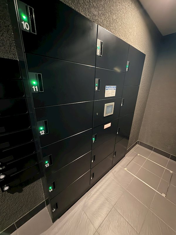 エントランス　便利な宅配BOX★