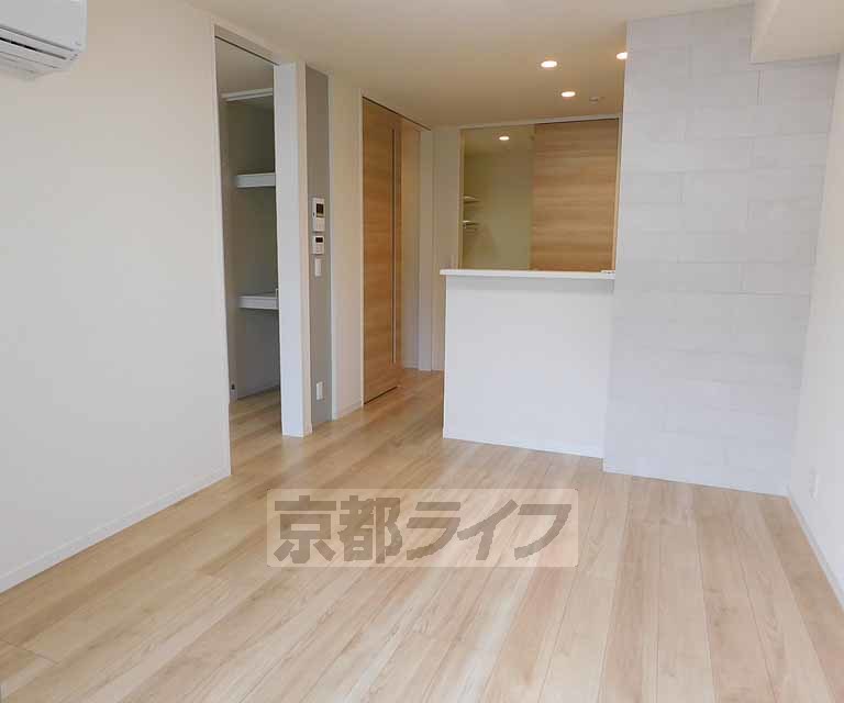 居室・リビング　東向きの明るいリビングです！
