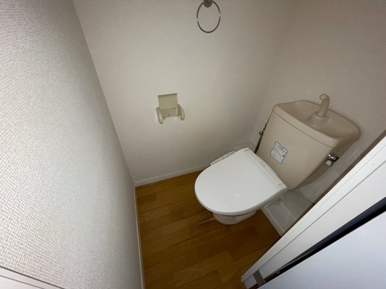 トイレ　※別部屋の写真です