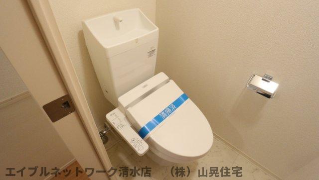 トイレ　シンプルで使いやすいトイレです