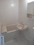 バス・シャワールーム　清潔感のあるバスルーム。