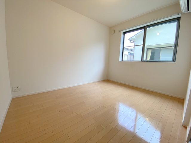 その他部屋・スペース　★明るいフローリングのお部屋です★