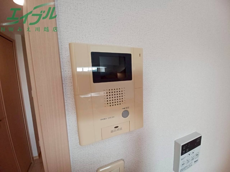 セキュリティ　同型参考写真
