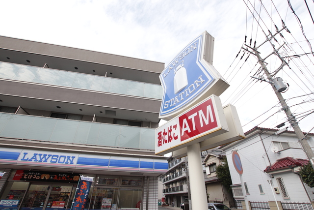 コンビニ　ローソン港北日吉七丁目店（コンビニ）まで20m