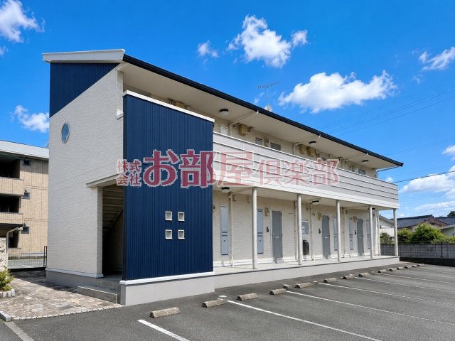 建物外観　落ち着いた雰囲気の外観です