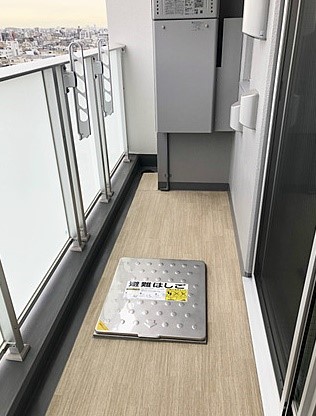 バルコニー　弊社は全物件が仲介手数料半月分+税でご紹介可能です。