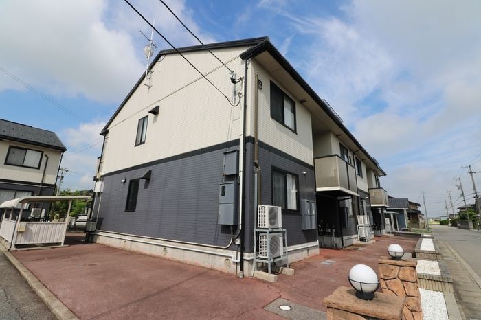 建物外観　建物外観を気になさる方へ、見た目の良い物件です