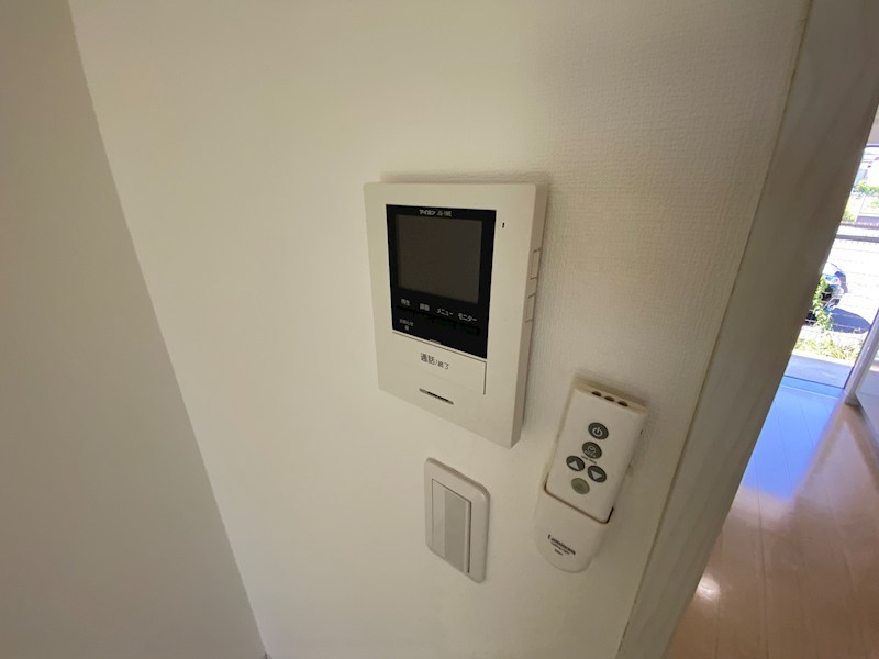 セキュリティ　※他号室の参考写真となります。