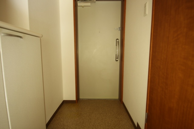 玄関　別部屋参考写真