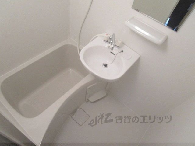 バス・シャワールーム　風呂