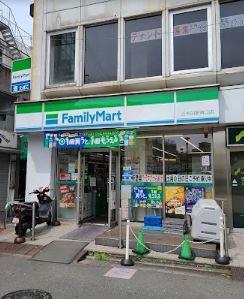 コンビニ　ファミリーマート 江古田駅南口店（コンビニ）まで446m