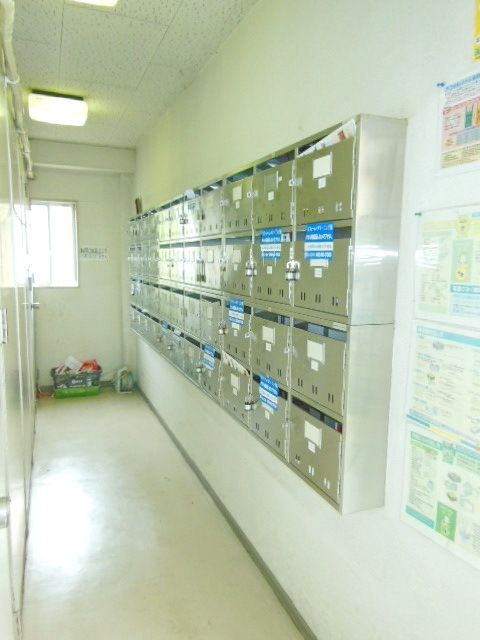 エントランス　☆郵便受け☆