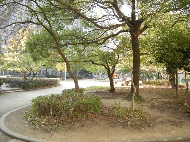公園　中津公園（公園）まで698m