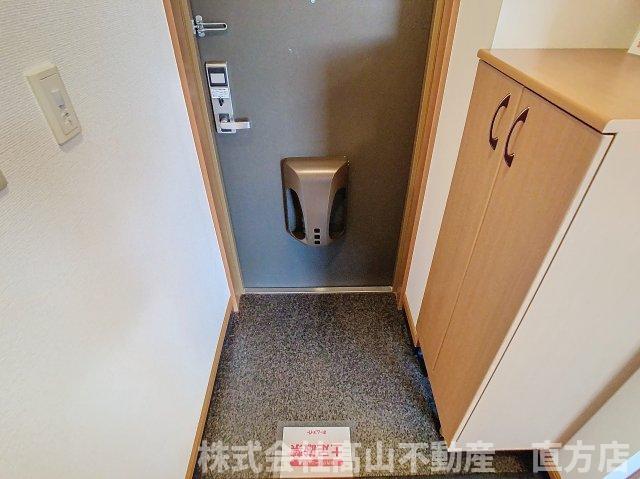 ＪＲ筑豊本線 勝野駅 徒歩59分 2階建 築19年の玄関写真