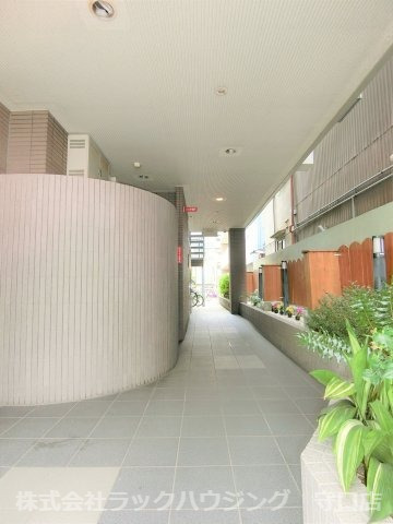 地下鉄谷町線 守口駅 徒歩6分 9階建 築28年の外観写真