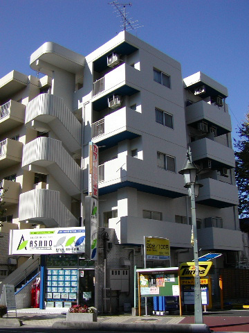 建物外観　外観。1階が浅野不動産のビルです。