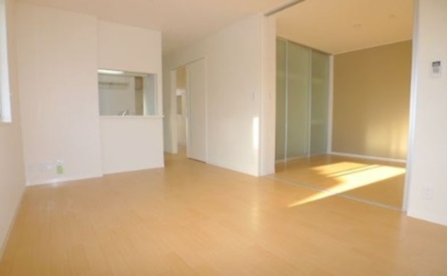 居室・リビング　家具も合わせやすいお部屋です。