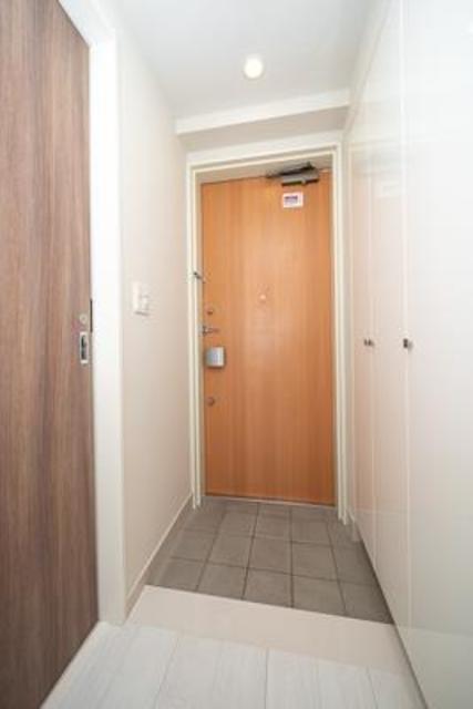 メルクマール京王笹塚レジデンスの玄関写真