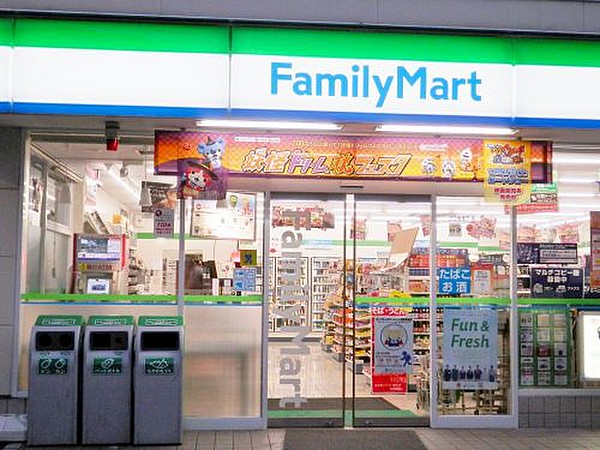 コンビニ　ファミリーマート 大島中央銀座店（コンビニ）まで1505m