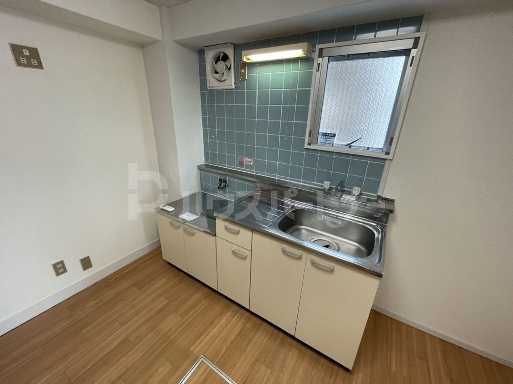 マンション戸部のキッチン写真