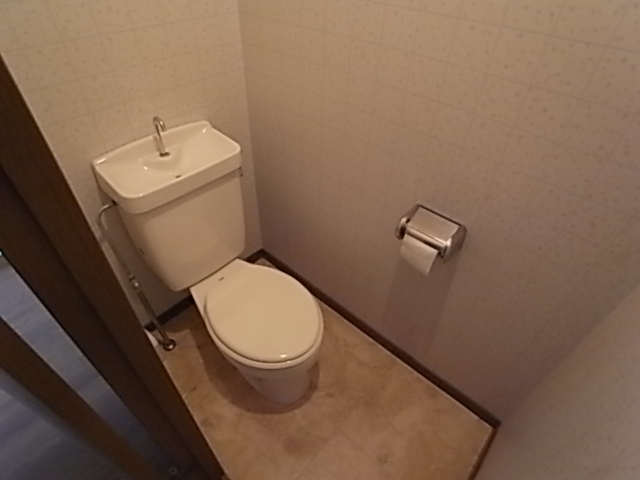 ロイヤルヒルのトイレ写真