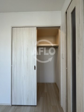 収納　プレジオ御幣島　クローゼット