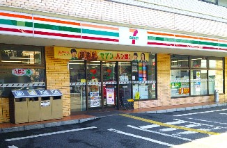 コンビニ　セブンイレブン戸田中町2丁目店（コンビニ）まで314m