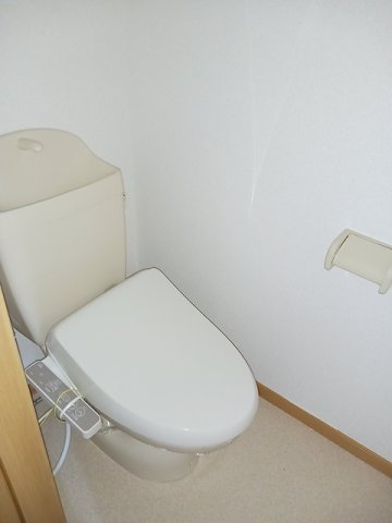 トイレ　ゆったりとした空間のトイレです