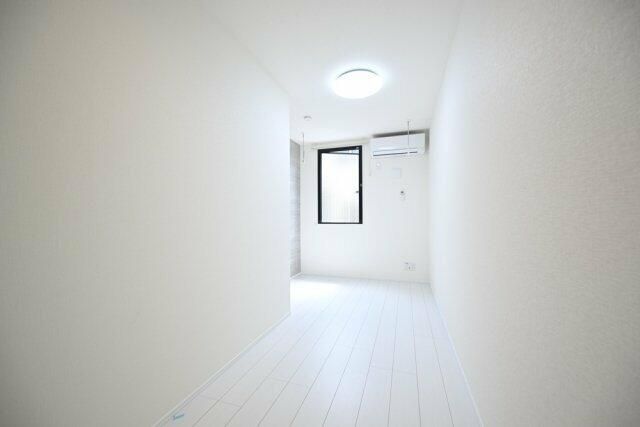 京王線 八幡山駅 徒歩5分 3階建 築3年の居間写真