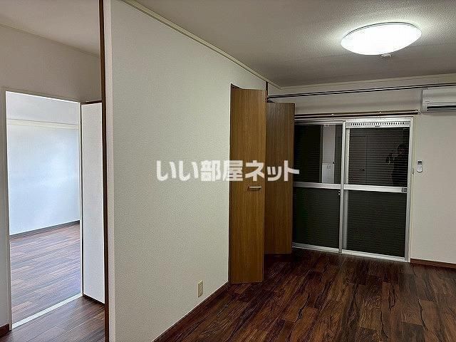 ＪＲ高崎線 鴻巣駅 徒歩25分 2階建 築41年の内装写真