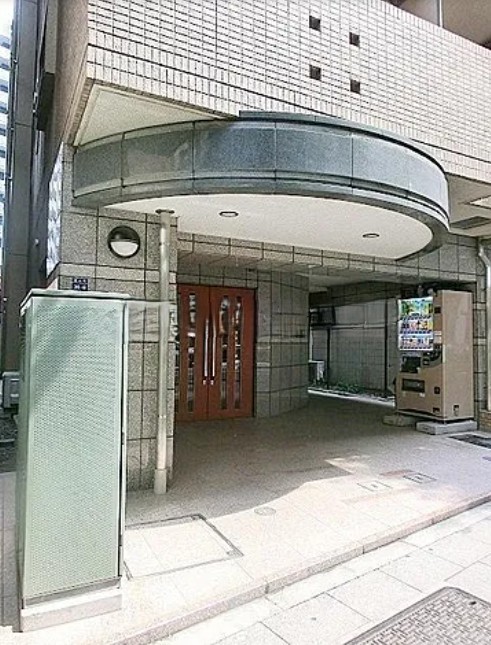都営三田線 板橋本町駅 徒歩2分 11階建 築22年の外観写真