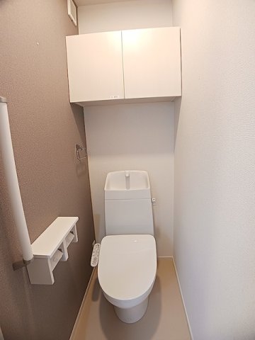 トイレ　シンプルで使いやすいトイレです