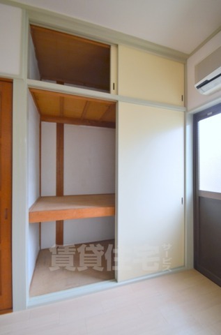 松生町12-4貸家の内装写真