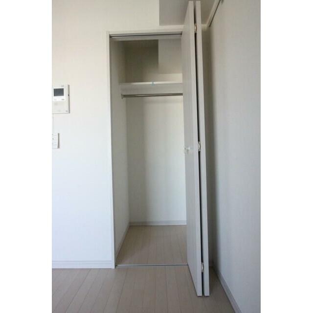 収納　※別部屋の参考写真です。