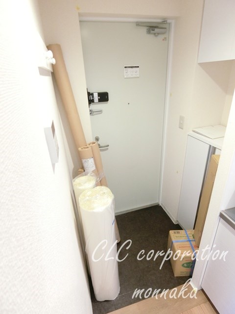 都営大江戸線 門前仲町駅 徒歩7分 5階建 築12年の玄関写真