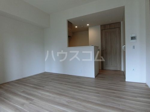 グランドメゾン上町台レジデンスタワーの居間写真