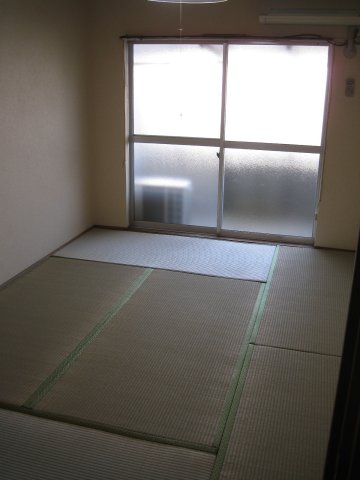 ハイツ近藤の居間写真