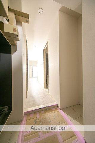 都営大江戸線 月島駅 徒歩4分 8階建 築2年の玄関写真