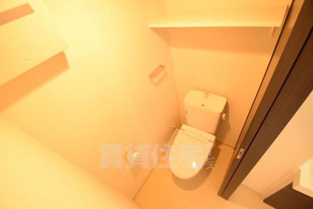 地下鉄御堂筋線 なんば駅 徒歩15分 15階建 築9年のトイレ写真