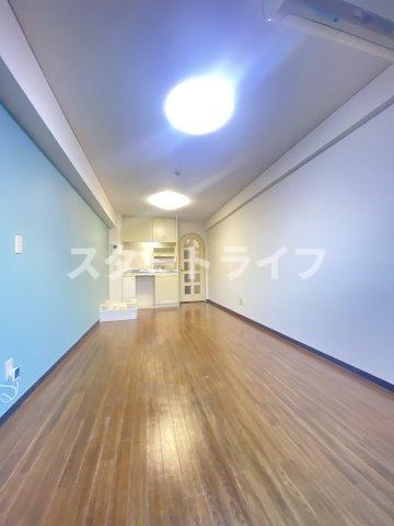 地下鉄御堂筋線 新大阪駅 徒歩7分 16階建 築38年のその他写真