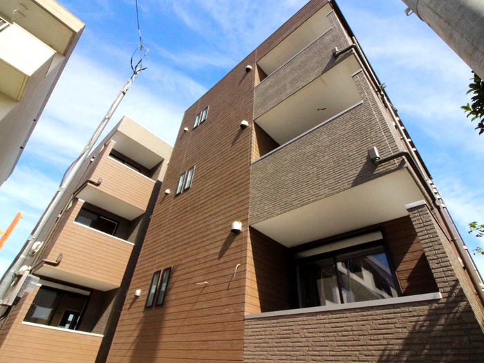 建物外観　建築中