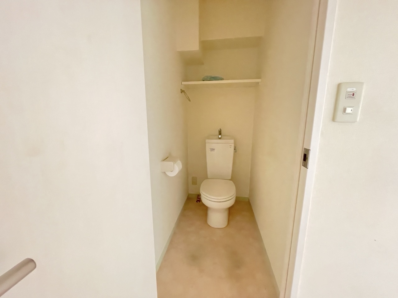 岡田マンションのトイレ写真