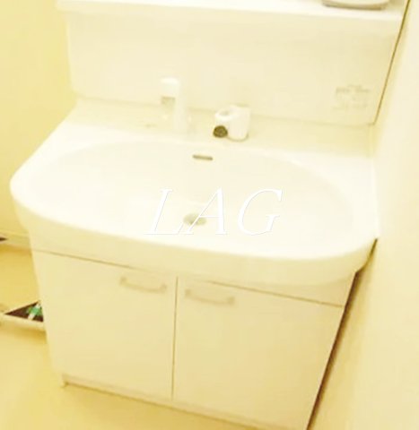 洗面設備　洗面台です。