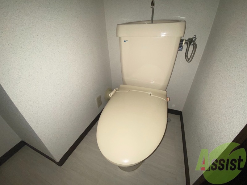 トイレ　トイレとお風呂が別なので清潔に使えて嬉しいですね。