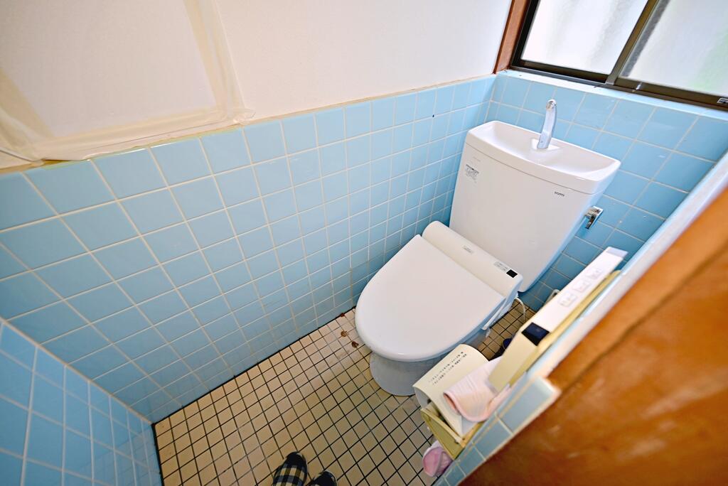 ＪＲ山陽本線 中野東駅 徒歩184分 2階建 築50年のトイレ写真