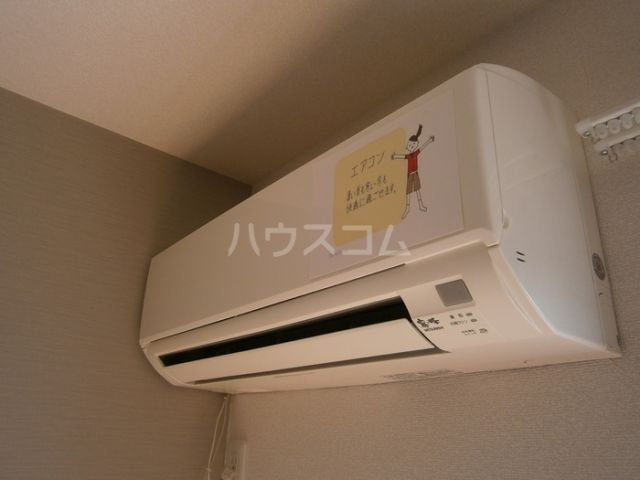 アニック・カスールのその他写真