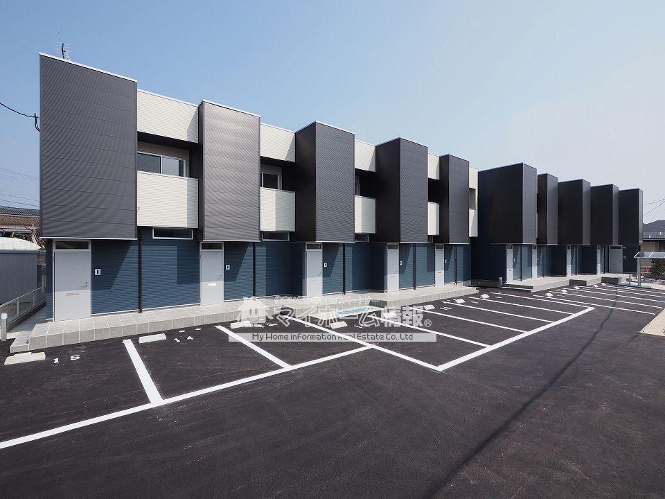 建物外観　シャープなデザインが印象的な外観！