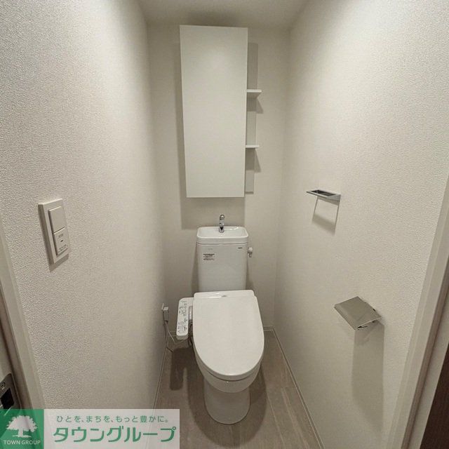トイレ　※写真は同タイプ住戸です。